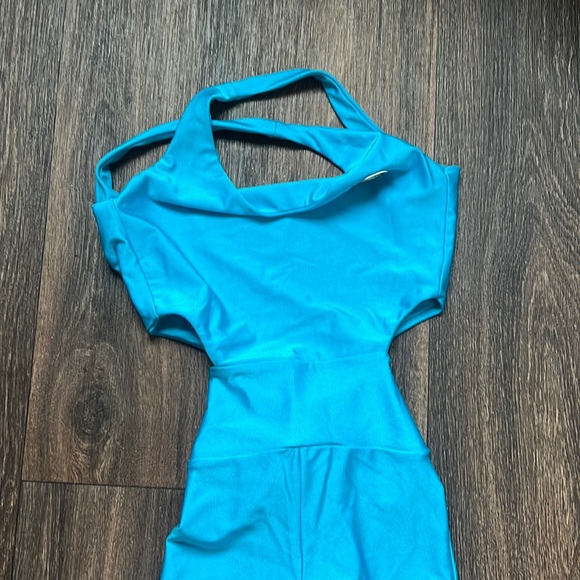 EverrEver Jumpsuit - Picture 2 of 5